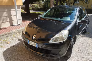 Renault Clio 1.2 neopatentati retrocamera+dashcam
