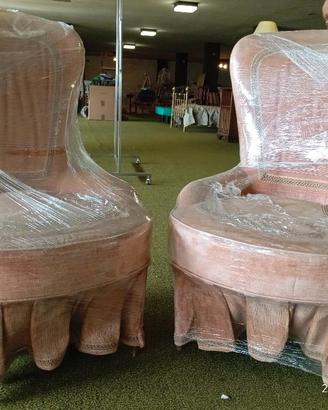 Slipper chairs