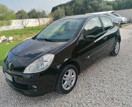 Renault Clio 1.2 16V 3 porte Confort