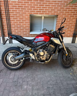 Honda CB 650 R