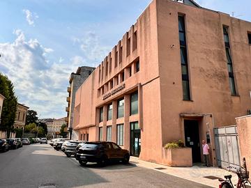 Ufficio spazioso in pieno centro