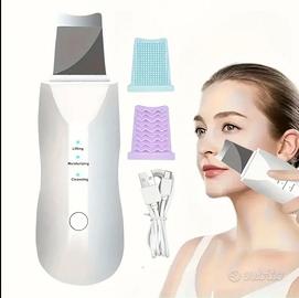 Dispositivo di pulizia facciale ricaricabile