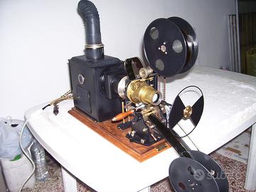 PROIETTORE CINEMATOGRAFICO VINTAGE 35mm A MANOVELL