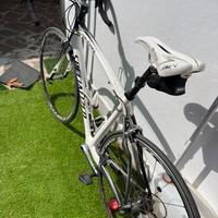 Specialized roubaix pro bici da corsa
