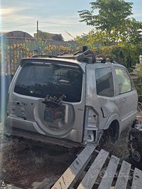 ricambi pajero v60 2003