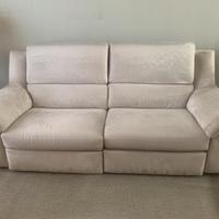 Divano con sedute relax