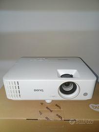 Benq TH 585 videoproiettore 