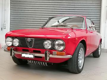 Alfa Romeo bertone 2000