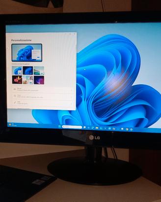 MONITOR LG 22 POLLICI
