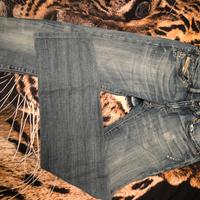 Jeans Diesel Ronhar VINTAGE con ricami a stella