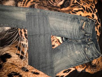 Jeans Diesel Ronhar VINTAGE con ricami a stella