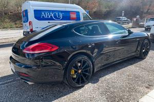 Porsche Panamera Diesel 3.0 250cv total black 2013