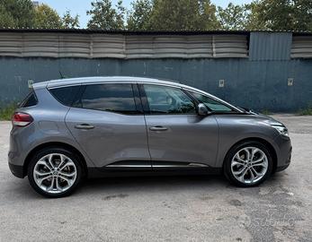 Renault Scenic 1.5