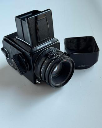 Hasselblad 500 CM con 80 mm