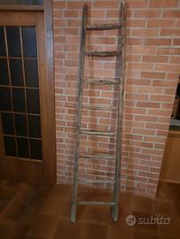 scala in legno