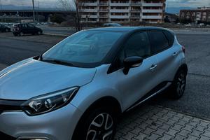 RENAULT CAPTUR 1,5 dci automatica 2016