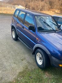 Nissan Terrano 2.7 TD