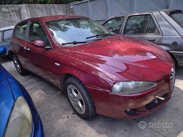 Alfa Romeo 147 2007 Demolita - Per Ricambi