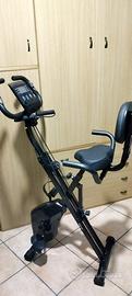 Cyclette richiudibile salvaspazio