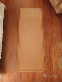Tappetino yoga Zara Home in sughero 65x180 cm