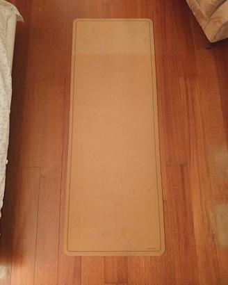 Tappetino yoga Zara Home in sughero 65x180 cm
