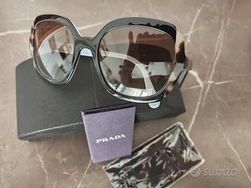 occhiali Prada