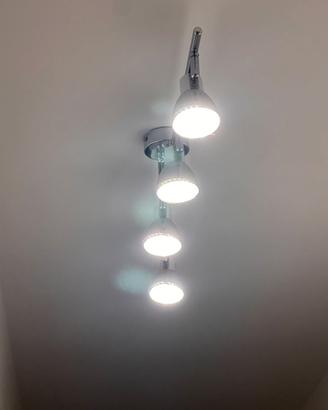 Lampadario moderno a 4 faretti orientabili
