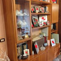 Due librerie + tavolo e sedie