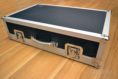 WARWICK PEDAL FLIGHT CASE VALIGIA PORTA EFFETTI