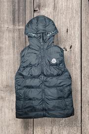 smanicato moncler taglia S nero 