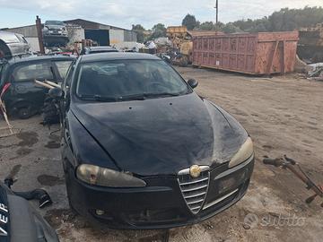 ricambi ALFA ROMEO 147 1.9JTD 8V motore 937A3000