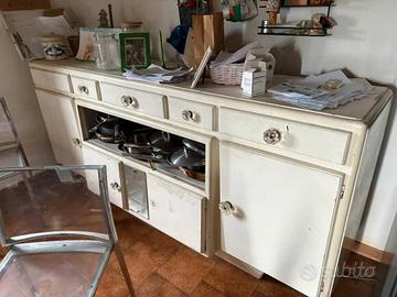 Credenza vintage