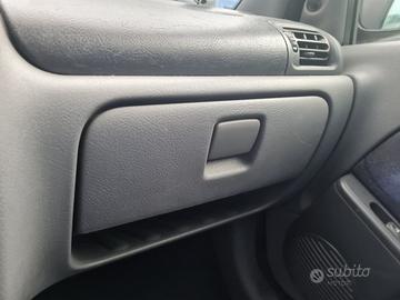 Cassetto portaoggetti RENAULT CLIO del 1998