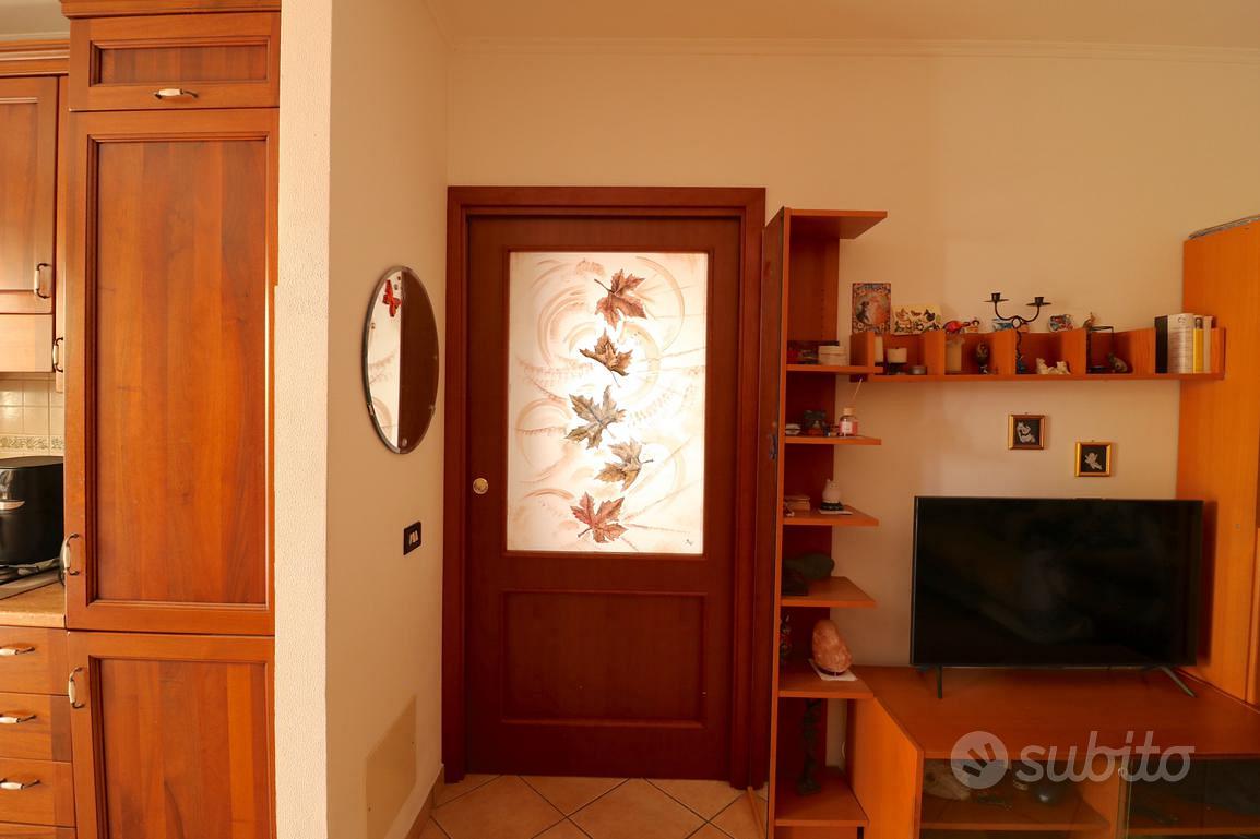 3 LOCALI A GENZANO DI ROMA - Vista 6