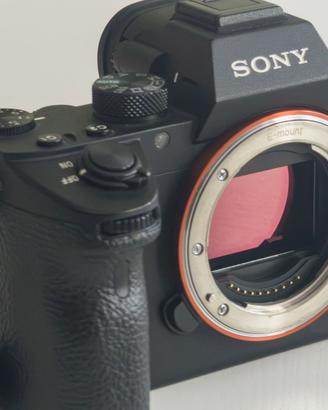 Sony α7 III 24,2 Mpx DSLR -  (Solo corpo)