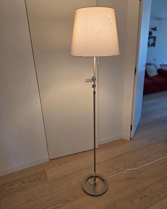 Lampada da terra Ikea NYFORS