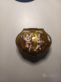 Scatolina porcellana Capodimonte