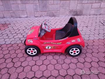 Auto a batteria Peg Perego