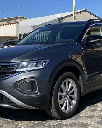 Volkswagen T-Roc Edition Plus 1.5 TSI 150CV DSG