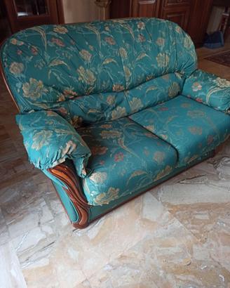 Due Divani e Tavolino da Salotto