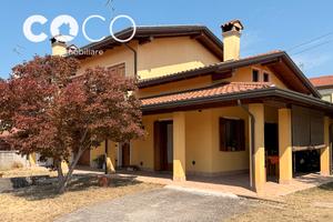 Villa indipendente sagrado
