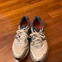 sneaker Adidas taglia 44 2/3