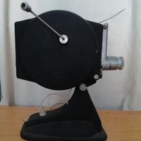 PROIETTORE 8MM A MANOVELLA M.P.M MILANO GIOCATTOLO