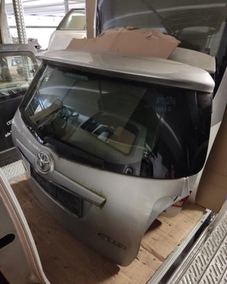 Portellone nudo TOYOTA VERSO del 2016