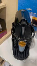 PARI AL NUOVO macchina caffè nespresso inissia