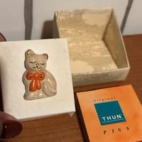 Thun spilla pin gatto