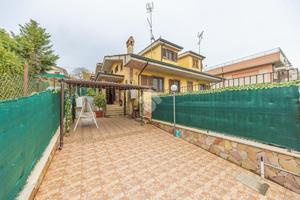 PORZIONE DI QUADRIFAMILIARE A GUIDONIA MONTECELIO