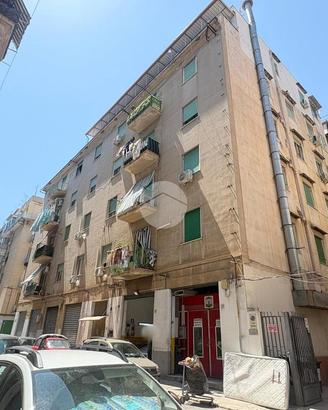 4 LOCALI A PALERMO