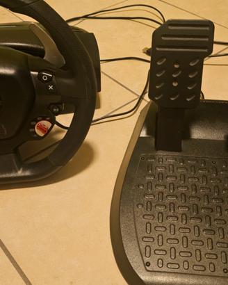 Volante con pedali Thrustmaster Ferrari
