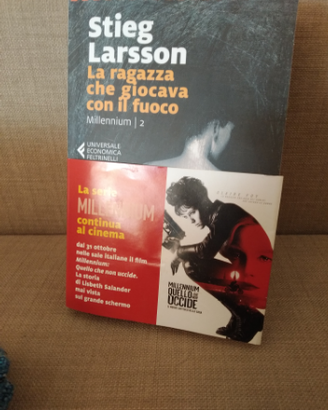 Stieg Larsson La ragazza che giocava con il fuoco